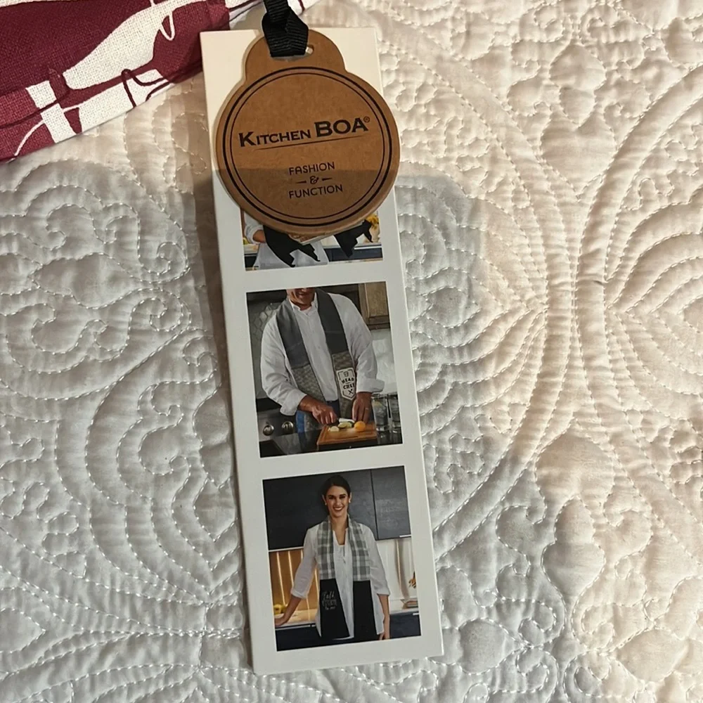 Demdaco Kitchen‎ Boa “OH LOOK, IT’S WINE O’CLOCK”, NWT